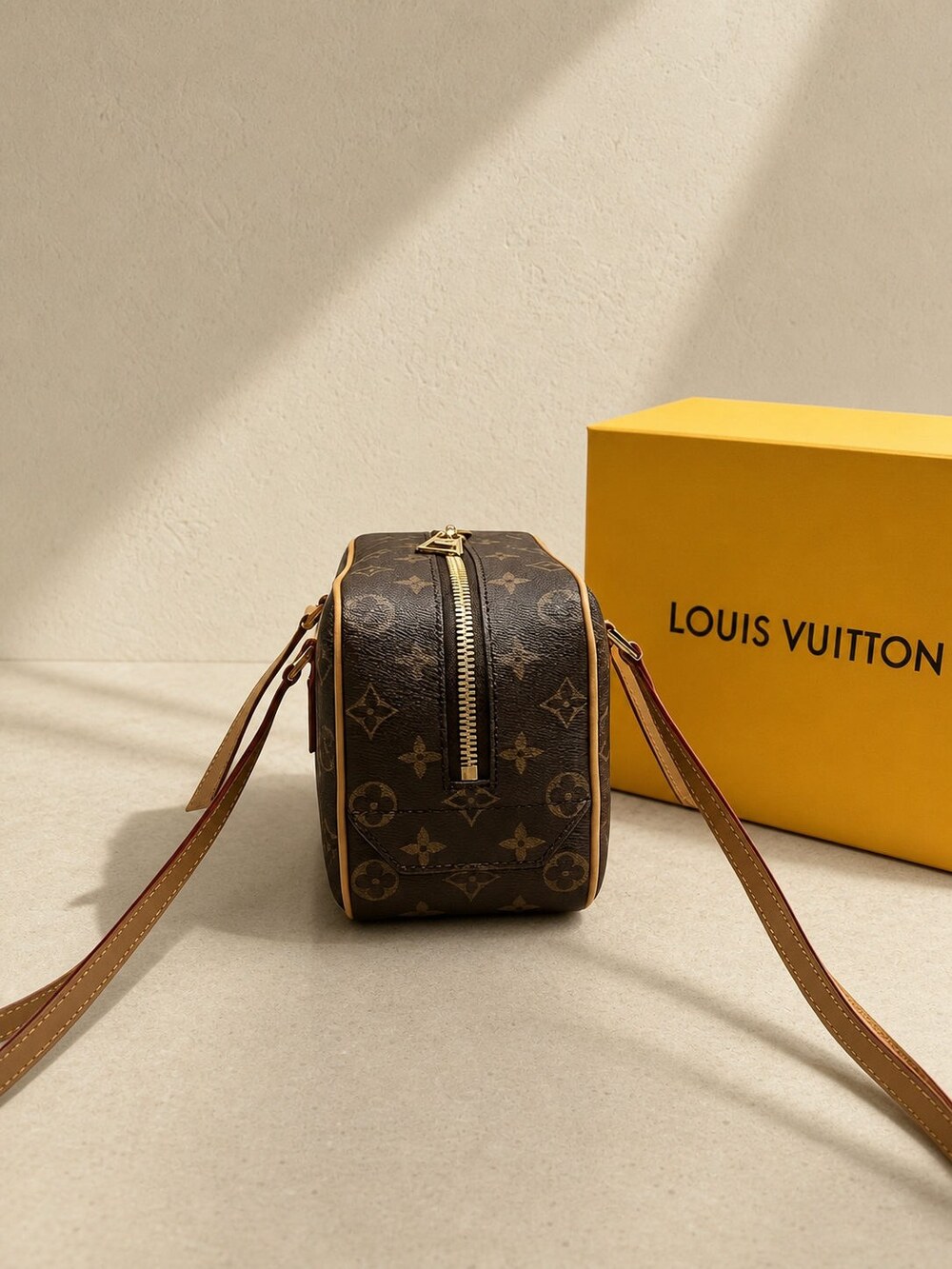 Louis Vuitton Cite Monogram Canvas Top Handle Bag - Picture 3 of 6
